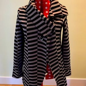 Ruelle Echo asymmetric sweater/jacket w/ lg collar